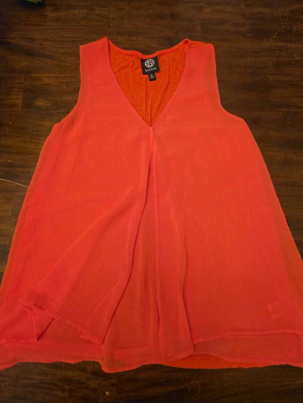 Bobeau Coral Orange Sleeveless V-Neck Pleated Tank Top Blouse - Size Small
